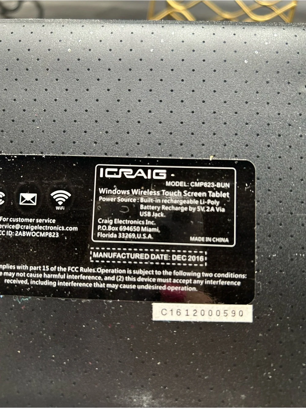 Icraig Portable Tablet Keyboard Folio Case in black with charger